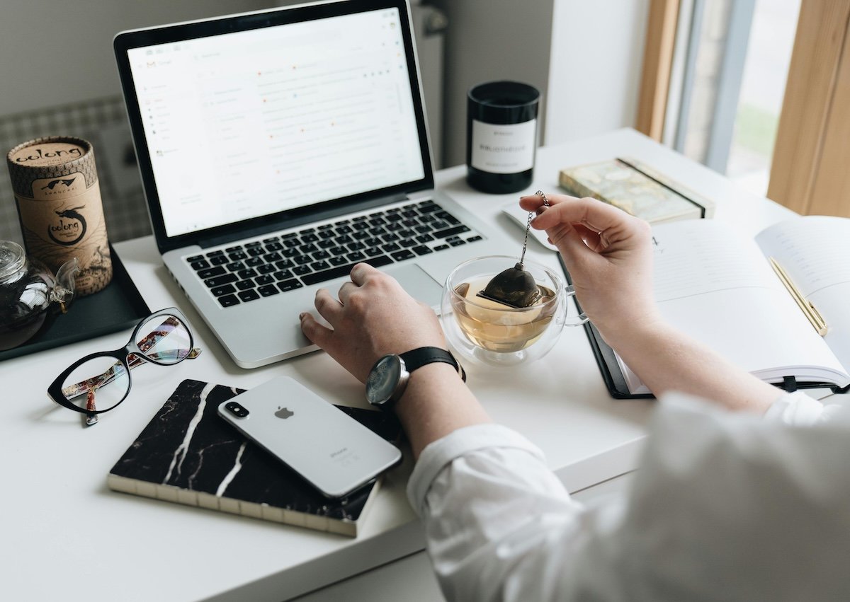 newsletter writing for financial advisors